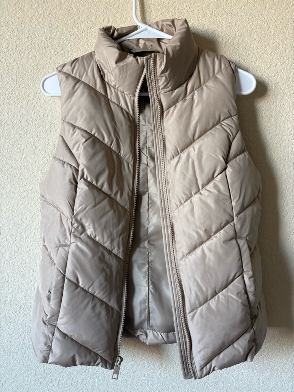 Cole Haan- Women’s puffer vest